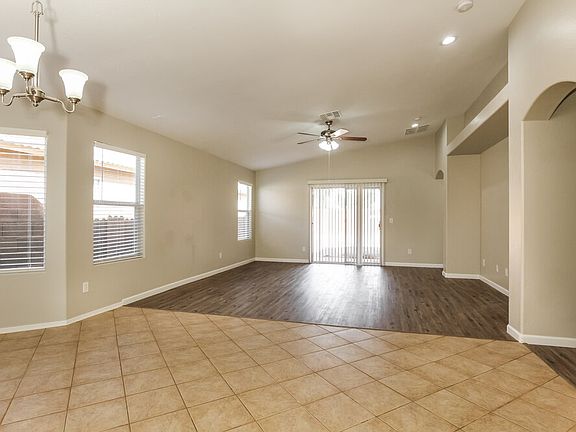 5th image of 3009 S 91st Dr