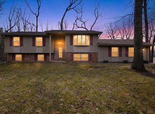 8625 Abbey Rd, Jackson, MI 49201