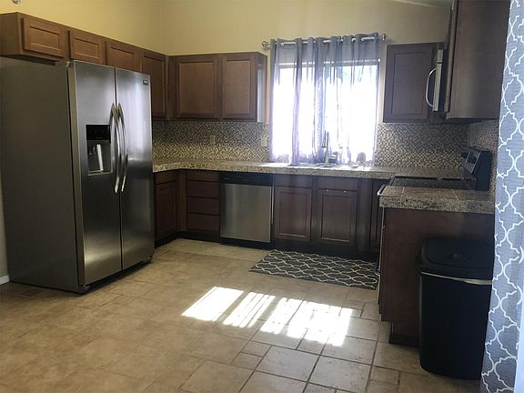 4th image of 4521 W Rockwood Dr