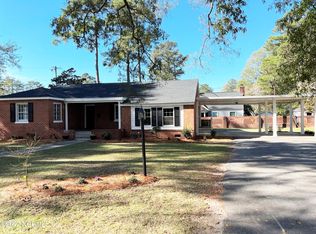 403 N Thompson St, Whiteville, NC 28472