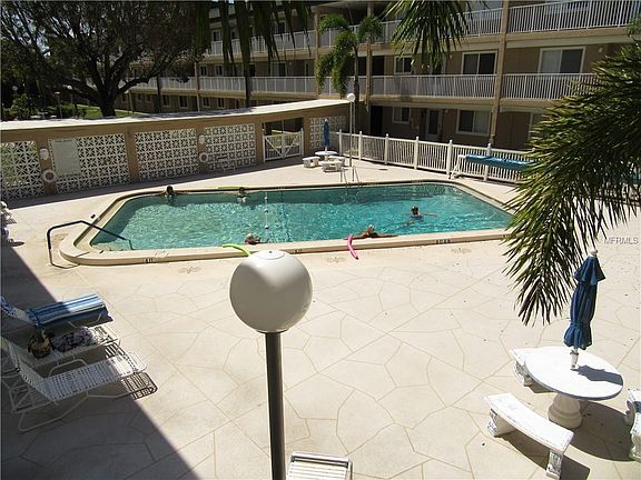 4th image of 150 Harborside Ave APT 305