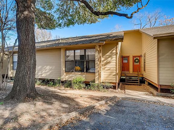 2nd image of 5107 Leralynn St APT 303