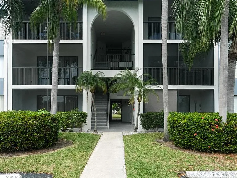 1015 Green Pine Blvd #B3 — Photo 31