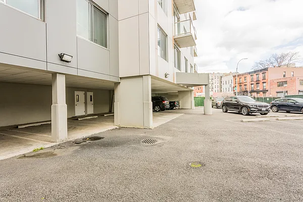 Rented by Guardeum Management LLC  | media 22