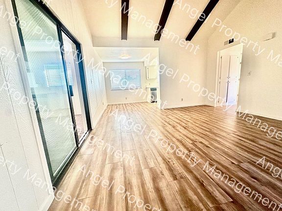 4th image of 2329 Villanova Cir #2B-1Ba-950Sqft