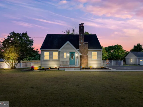 543 Forest Grove Rd, Vineland, NJ 08360