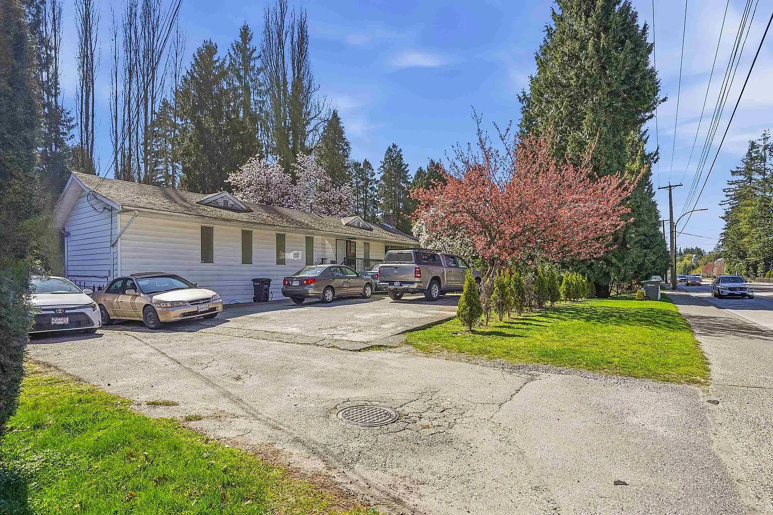 5407 Canada Way photo 1