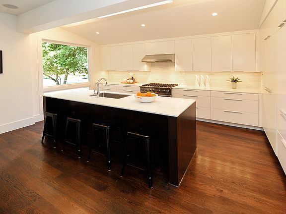 Kitchen, view 2