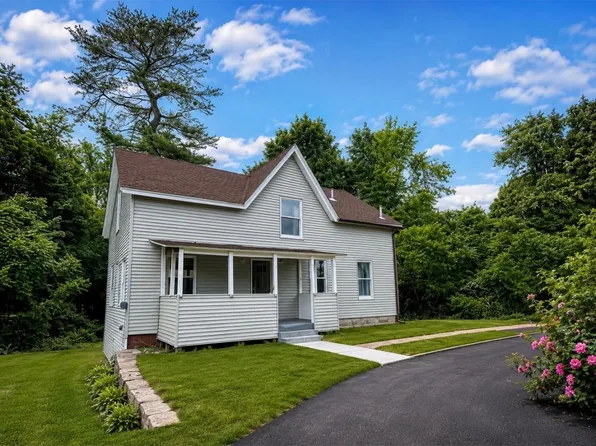 26 Maple St, Athol, MA 01331