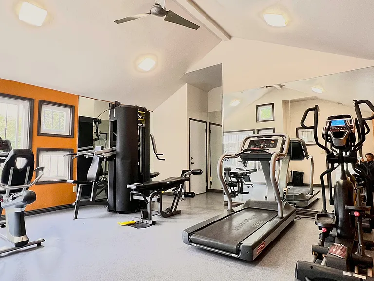 130 Monte Verano Ct — Photo 17