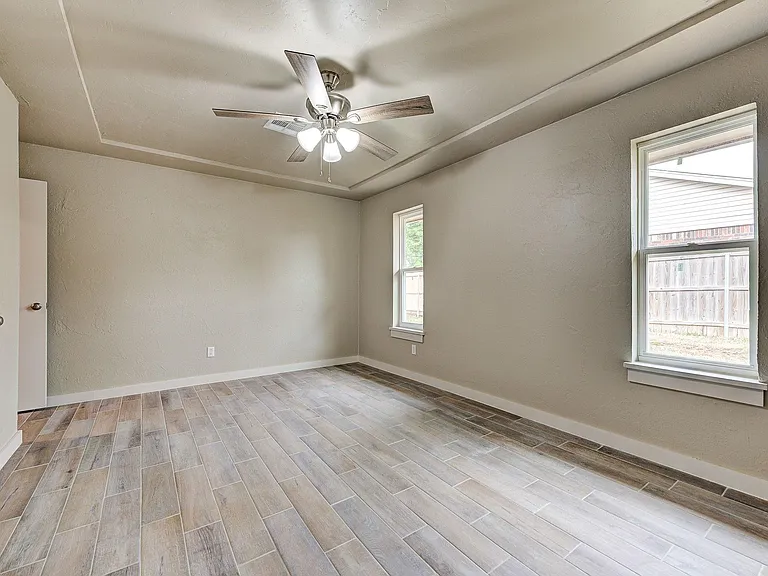501 N Morgan Dr — Photo 36