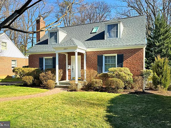 2nd image of 2857 Rosemary Ln