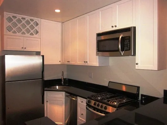 Rented by Citi Habitats | media 51