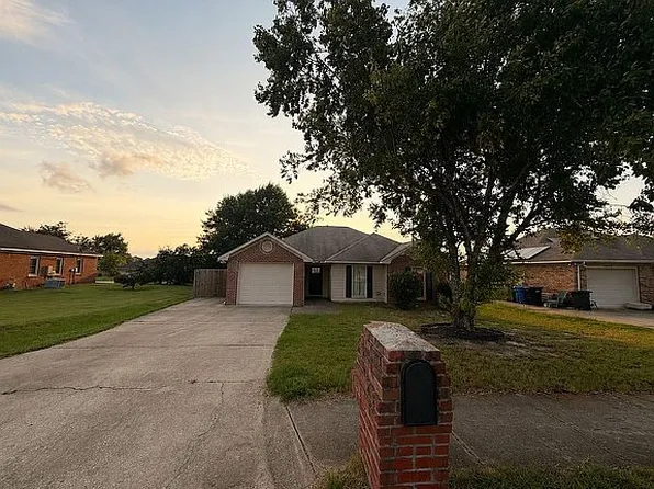 2915 Eagle Pointe Dr, Columbus, GA 31907