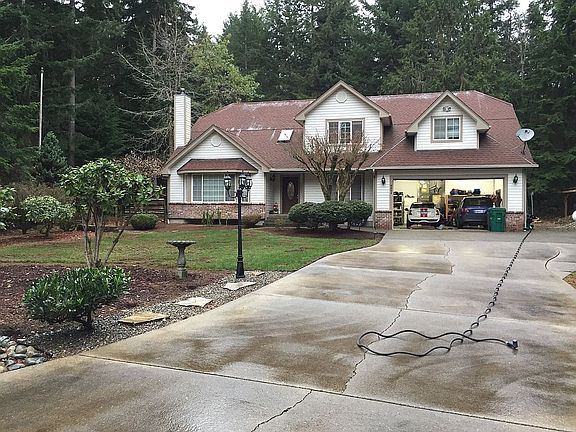 2nd image of 9054 Gemstone Ln SE