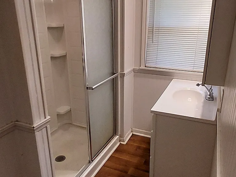 310 Sycamore St — Photo 9