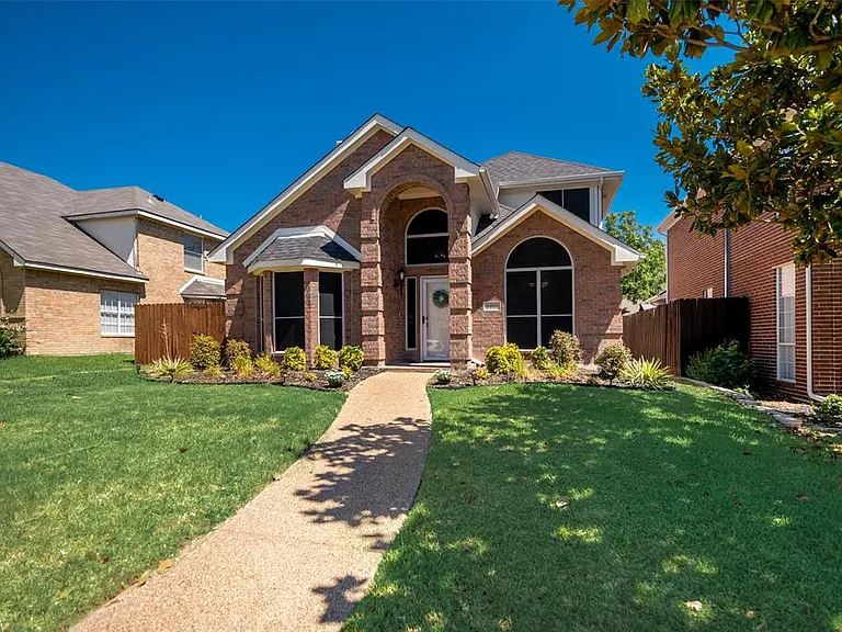 8801 Clearlake Dr — Photo 4