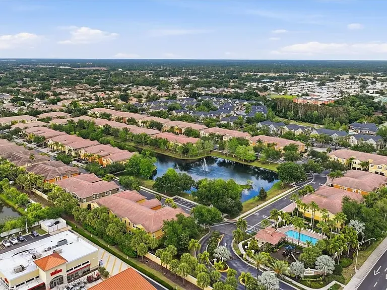 Stonehaven Condominium Birdseye vew