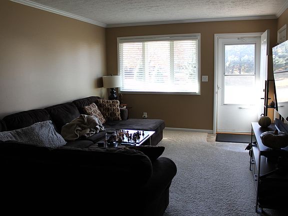 4th image of 1511 Ensign Dr Unit B
