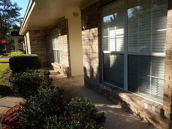 3rd image of 1816 Broadhaven Dr