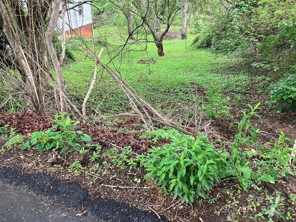2nd image of 65 Wanoca Ave