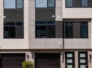 1174 Smart Town Dr, Dearborn, MI 48126