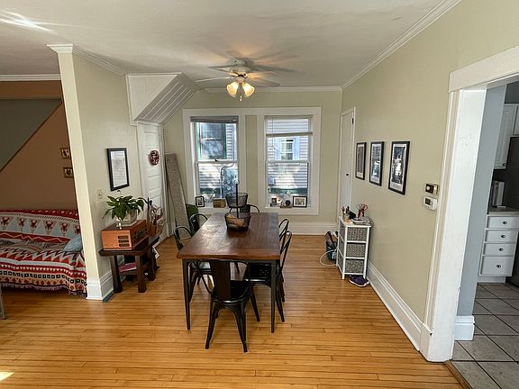 Main floor dinning room.