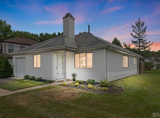 11 Chamberlain Ct, Old Bridge, NJ 08857