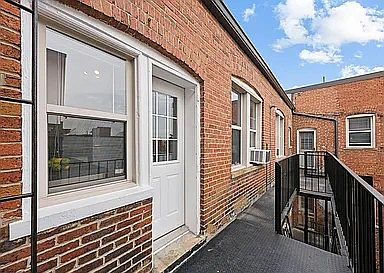 5th image of 1833 S St NW #43