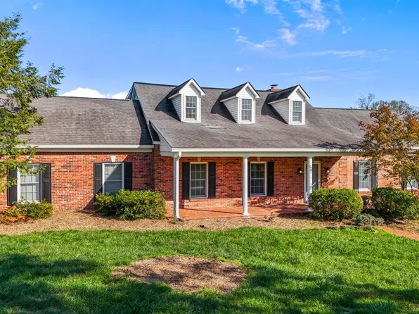 204 Paddock Dr, Nicholasville, KY 40356