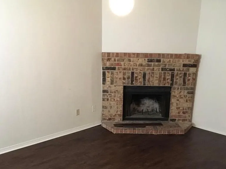 616 Wolftrap Dr — Photo 10