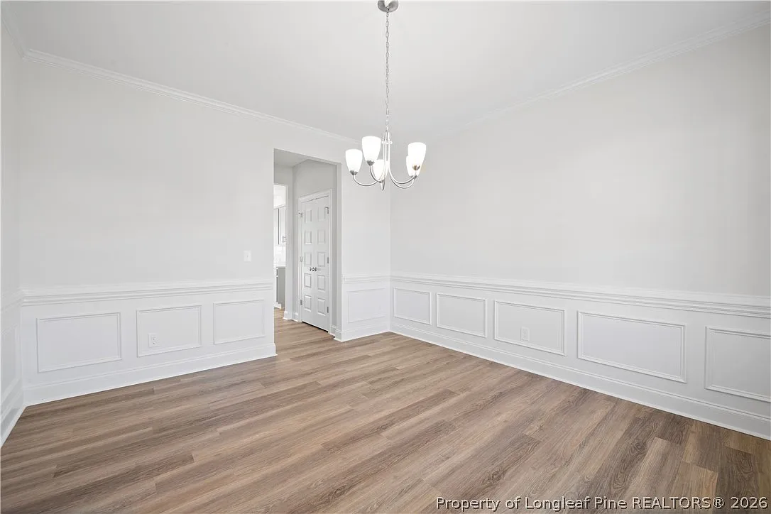 4 bed, 2.5 bath, 2354 sqft, $2,250 — Photo 4
