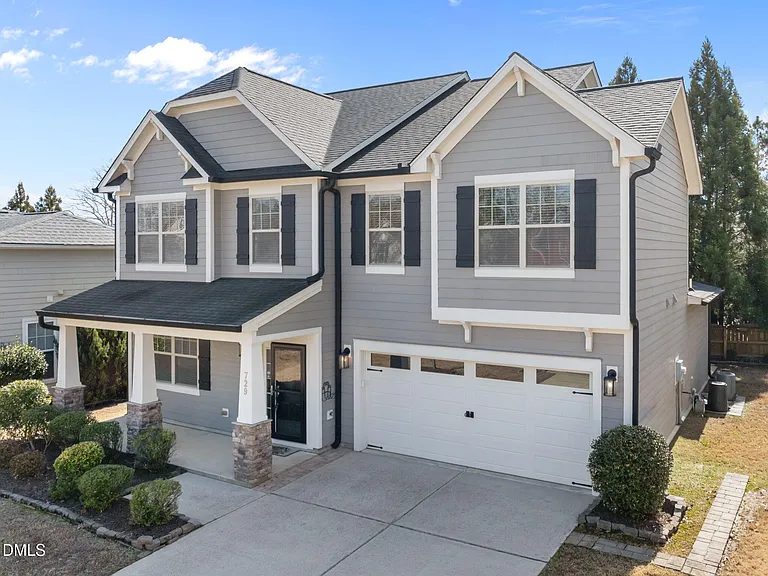 729 Lake Artesia Ln — Photo 3