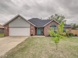 601 Summerfield Ave, Lowell, AR 72745