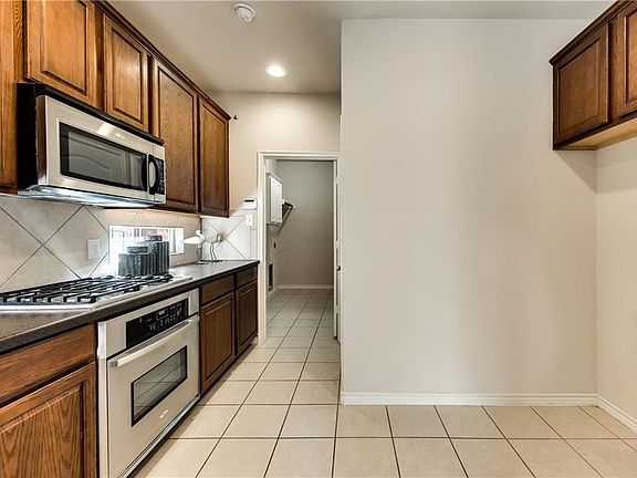 5th image of 10269 Boyton Canyon Rd