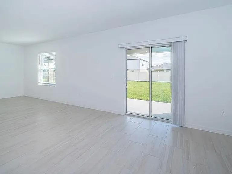 7698 Painted Sky Pl — Photo 5