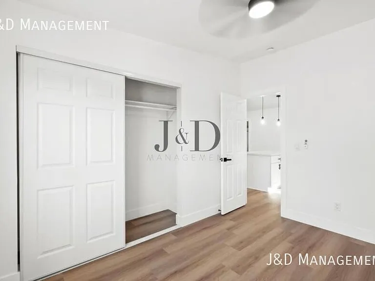4251 College Ave — Photo 10