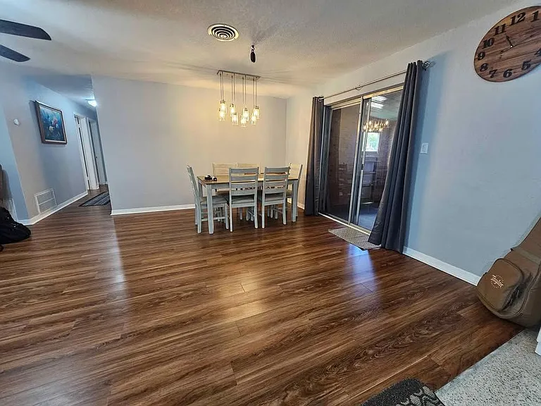 1000 S Lake Dr — Photo 4