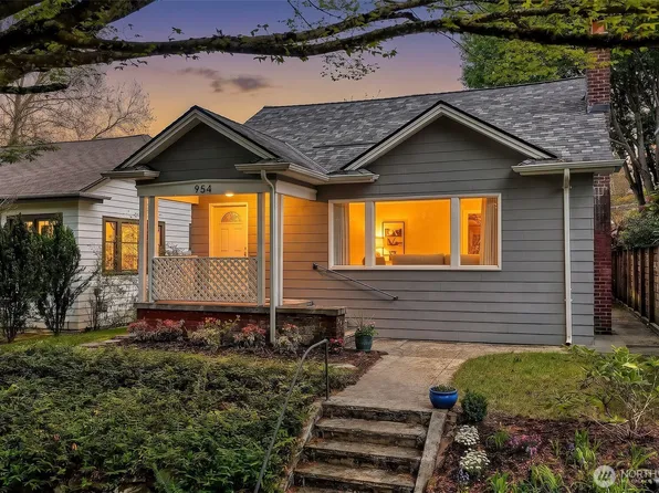 954 19th Avenue E, Seattle, WA 98112