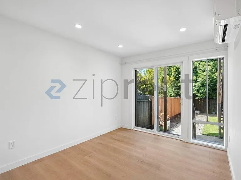 156 Ledyard St #D — Photo 10