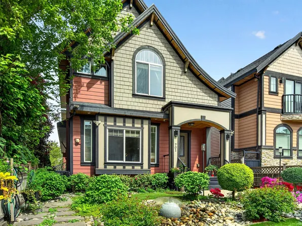 701 Lea Ave, Coquitlam, BC V3J 4H4