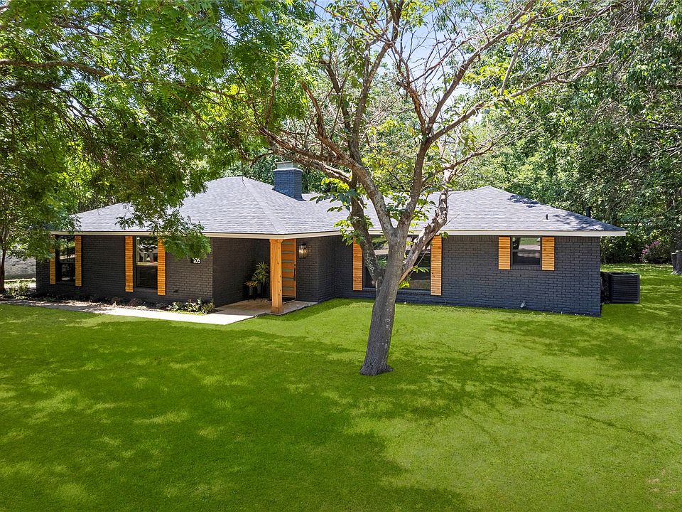 1st image of 105 Pecan Creek St