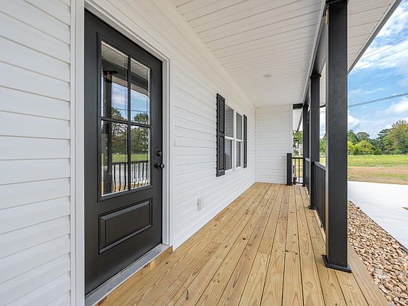 5th image of 538 Stratford Rd