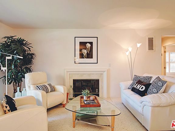 2nd image of 436 Por La Mar Cir