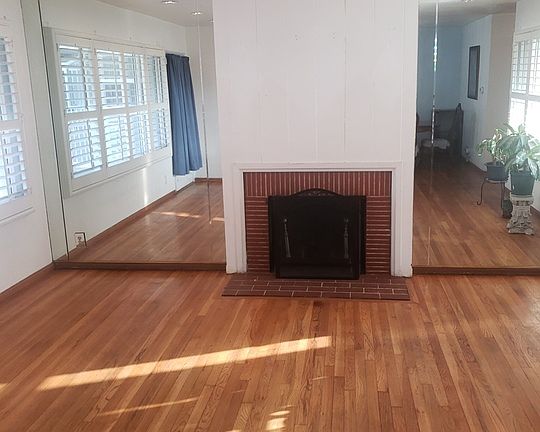 4th image of 11934 Daleside Ave