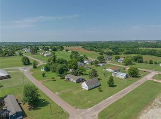 302 Lewis St, Mulhall, OK 73063