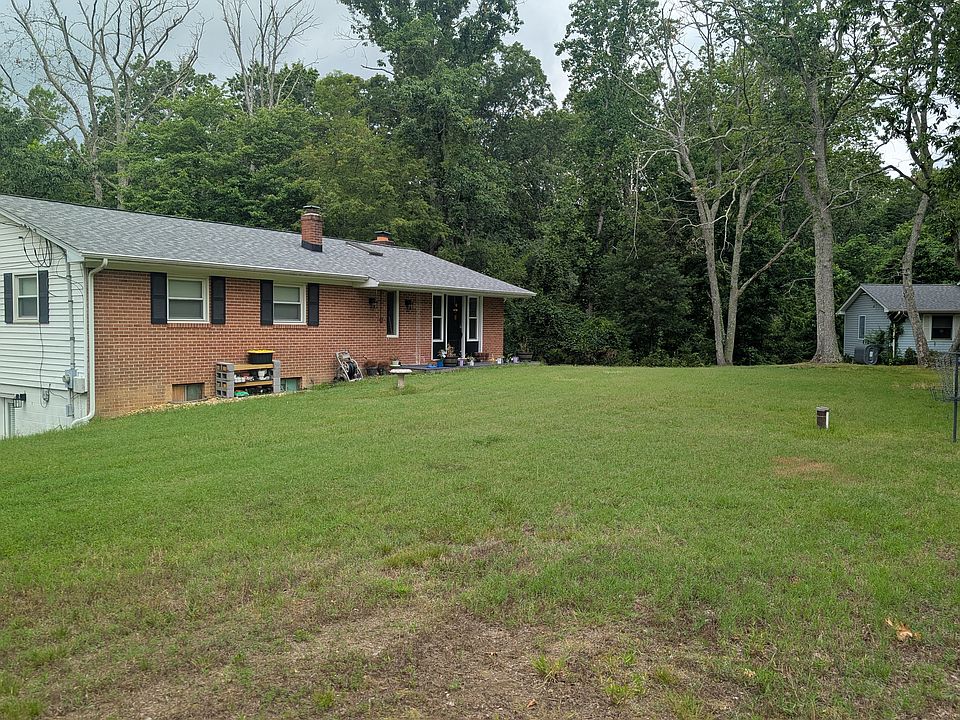 1st image of 45545 Camelot Ct
