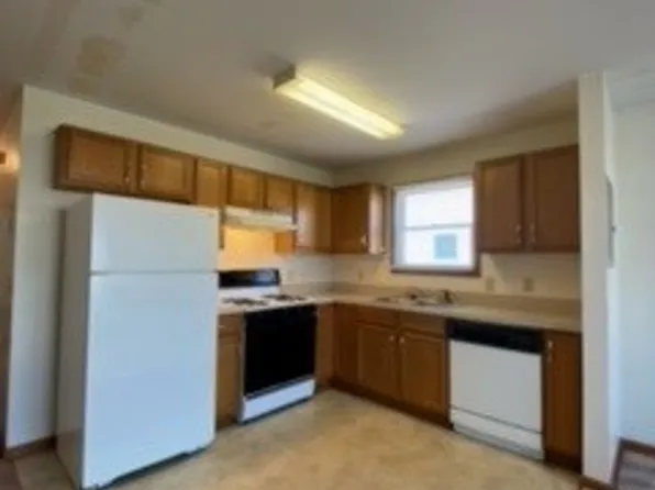 215 Stonewall Court, 215 Stonewall Ct APT 2, Nappanee, IN 46550