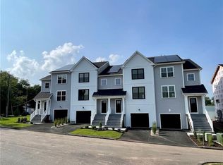 2 Soderman Way #2, Cheshire, CT 06410