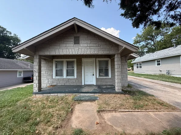 1014 N Cleveland Ave, Sand Springs, OK 74063